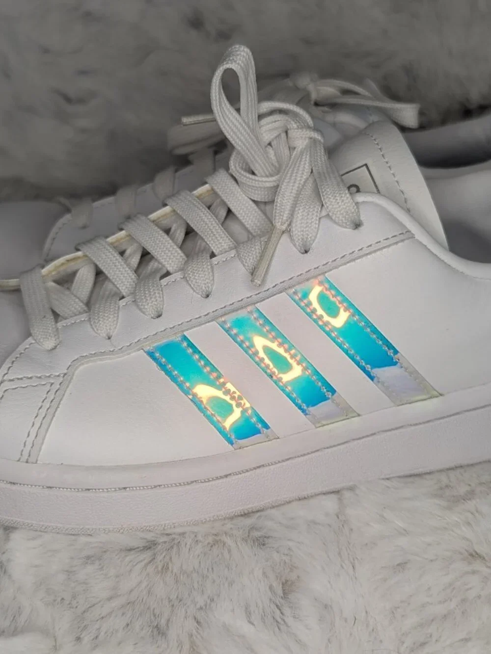 Adidas Grand Court Women's Size 8 White Holographic Iridescent Sneakers EUC